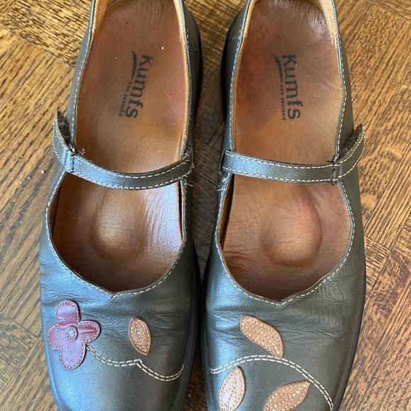 VINTAGE LEATHER MARYJANES - Picture 2 of 3